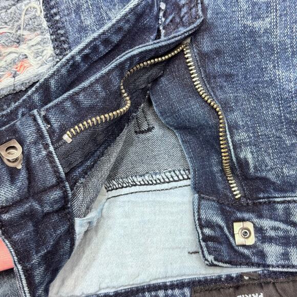 Balmain Blue Moto Distressed Jeans Size 32 please see last picture broke zipper - Picture 8 of 8